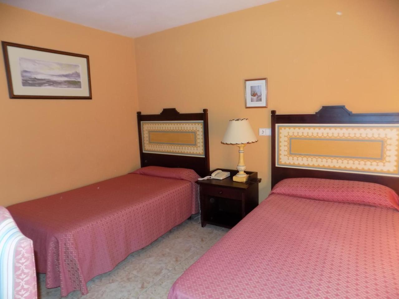 Hotel La Barca Lepe Exteriör bild